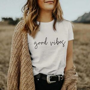 Good Vibes Only 💜💙💚💛🧡❤ Tee Shirt
